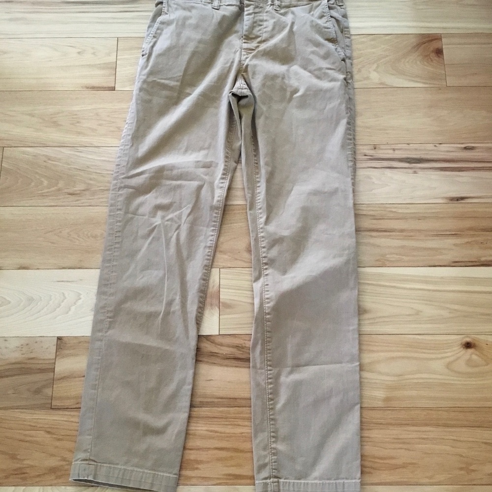 American Eagle Khaki Pants 30x34 Next Level Flex